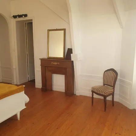 ホテル Chateau De