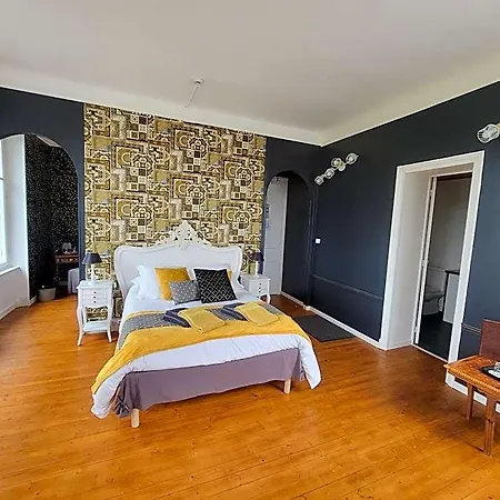 מלון Chateau De Surville (Manche)