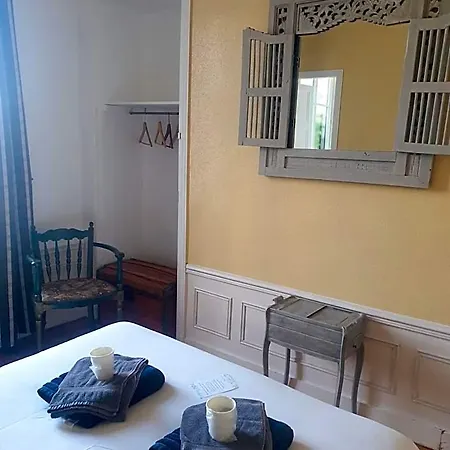 מלון Chateau De