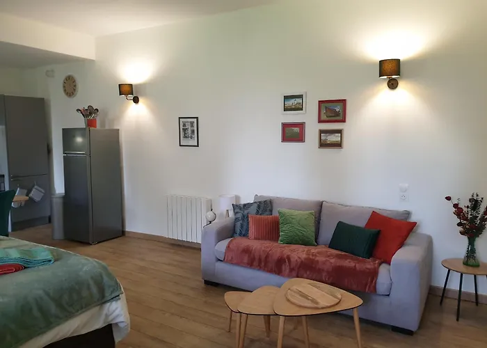 Chateau De * Surville (Manche)