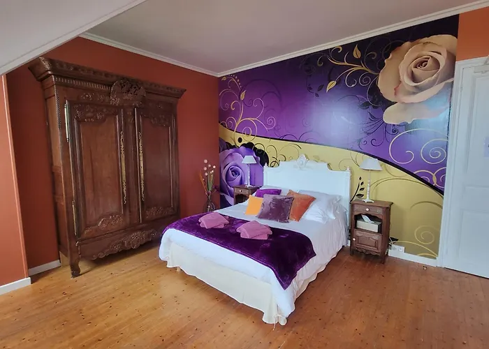 Chateau De Surville (Manche)